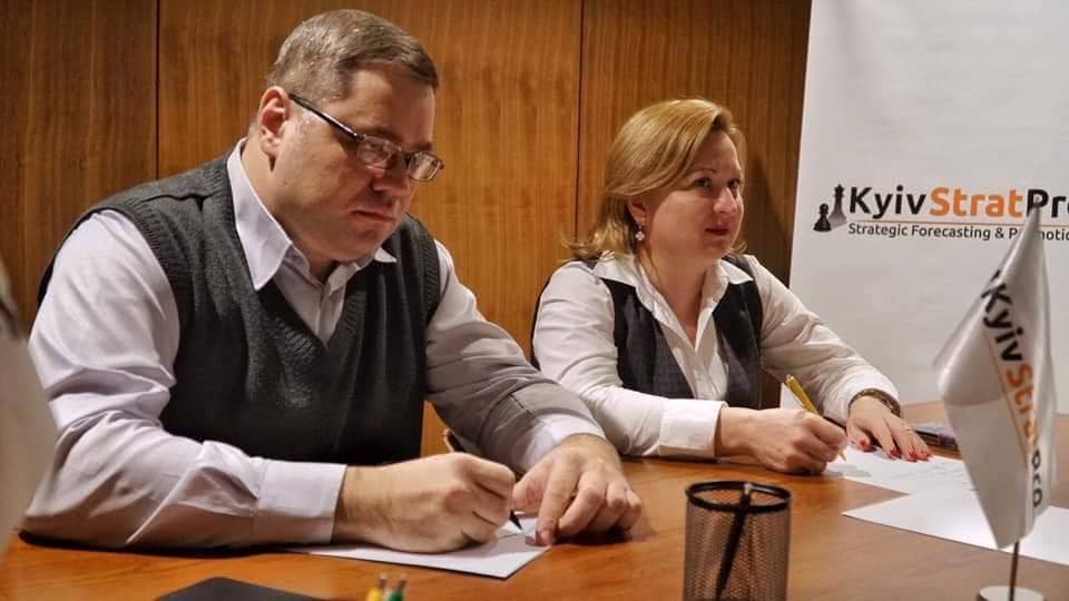 Зустріч фахівців із міжнародних відносин по обговоренню актуальних питань світової політики та міжнародної безпеки