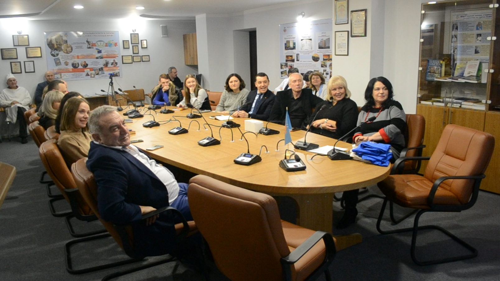 Святкове привітання викладачів із Міжнародним днем студентів