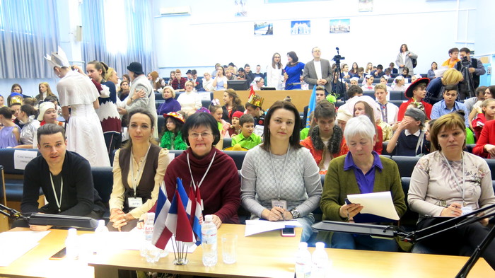 Участь науковців  КиМУ в районних етапах конкурсу – фестивалю «Діалог держав: партнери в освіті»