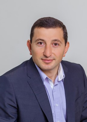 Товмасян Ваган Робертович